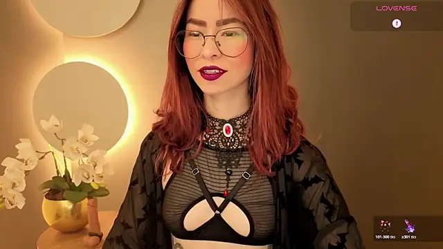 Snapshot of rosse_98_ chatting on January 7, 12:43 pm rosse 98 online show from January 7, 12:43 pm