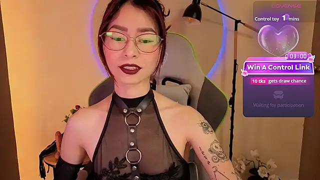 rosse 98  online show from March 20, 2:18 pm