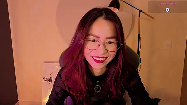 Snapshot of rosse_98_ chatting on April 30, 1:29 pm rosse 98 online show from April 30, 1:29 pm