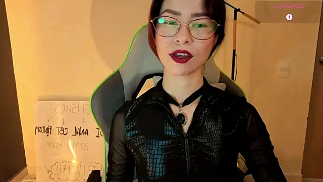 Snapshot of rosse_98_ chatting on May 7, 12:41 pm rosse 98 online show from May 7, 12:41 pm
