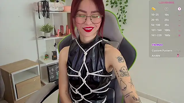 Snapshot of rosse_98_ chatting on September 16, 1:12 pm rosse 98 online show from September 16, 1:12 pm