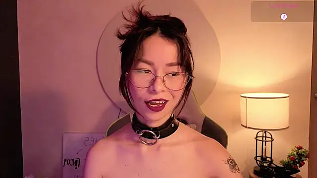 Snapshot of rosse_98_ chatting on June 15, 3:23 pm rosse 98 online show from June 15, 3:23 pm