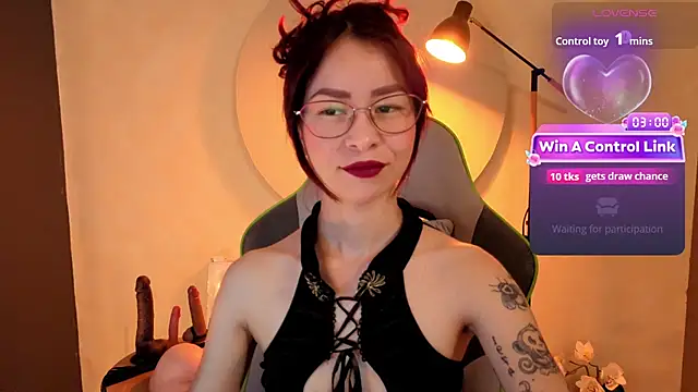 rosse 98  online show from April 15, 1:37 pm