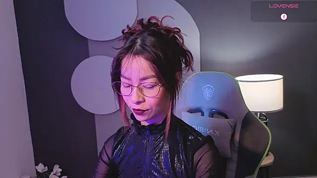 Snapshot of rosse_98_ chatting on June 30, 2:06 pm rosse 98 online show from June 30, 2:06 pm