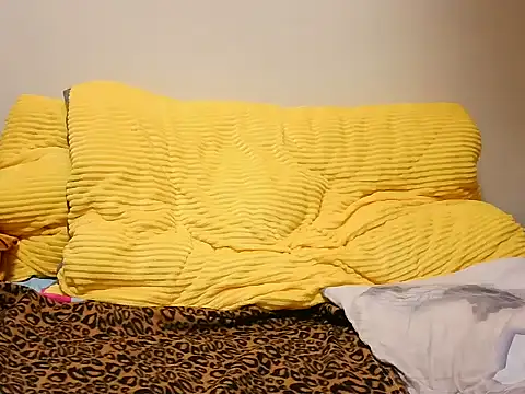 cindy mia online show from November 30, 7:03 pm