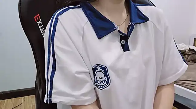 Kemmy babe20 online show from January 19, 2:28 pm