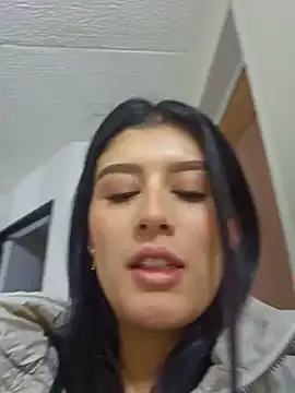 missatenea online show from March 18, 1:02 pm