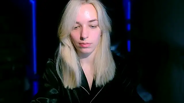 Eli Llie online show from October 23, 1:26 am