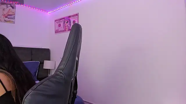 Megan Miles02 online show from November 26, 8:53 pm