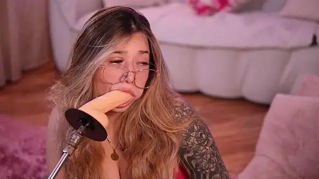 lilith gray9 online show from November 29, 4:23 am