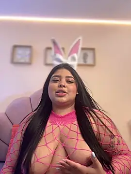 Snapshot of Emily_cooper20 chatting on October 8, 12:45 am Emily cooper20 online show from October 8, 12:45 am