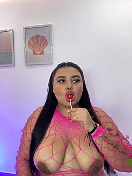 Snapshot of Emily_cooper20 chatting on September 12, 1:39 am Emily cooper20 online show from September 12, 1:39 am