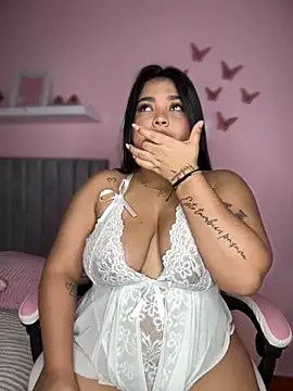 Snapshot of Emily_cooper20 chatting on November 23, 3:00 pm Emily cooper20 online show from November 23, 3:00 pm