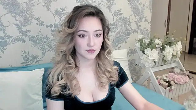 Snapshot of AlexaJang chatting on February 15, 12:48 am AlexaJang online show from February 15, 12:48 am