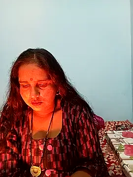 Snapshot of reemacouple007 chatting on December 21, 8:38 am reemacouple007 online show from December 21, 8:38 am