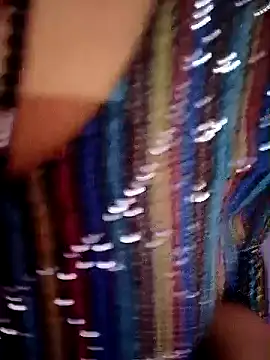 Snapshot of reemacouple007 chatting on January 15, 6:11 pm reemacouple007 online show from January 15, 6:11 pm