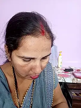 reemacouple007 online show from March 23, 8:14 am