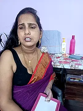 reemacouple007 online show from March 20, 7:20 am