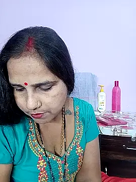 reemacouple007 online show from March 21, 8:15 am