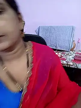 Snapshot of reemacouple007 chatting on May 30, 6:42 am reemacouple007 online show from May 30, 6:42 am