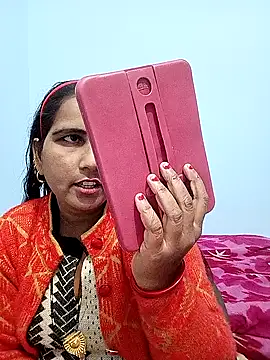 Snapshot of reemacouple007 chatting on December 20, 8:06 am reemacouple007 online show from December 20, 8:06 am