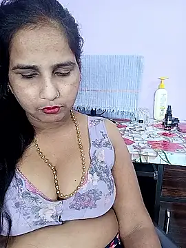 reemacouple007 online show from April 3, 9:05 am