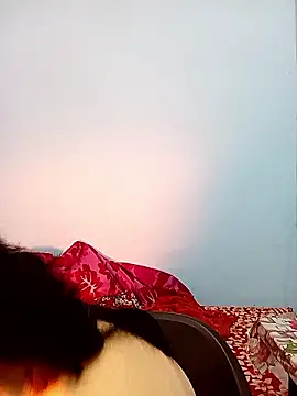 Snapshot of reemacouple007 chatting on January 8, 5:46 am reemacouple007 online show from January 8, 5:46 am