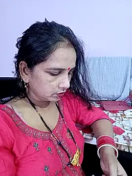 Snapshot of reemacouple007 chatting on June 14, 7:53 am reemacouple007 online show from June 14, 7:53 am