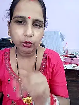 Snapshot of reemacouple007 chatting on June 12, 8:45 am reemacouple007 online show from June 12, 8:45 am