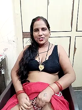 Snapshot of reemacouple007 chatting on October 6, 5:24 pm reemacouple007 online show from October 6, 5:24 pm