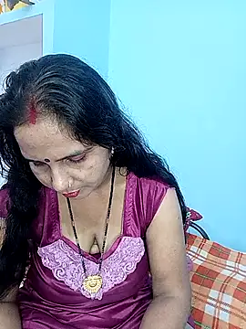 reemacouple007 online show from October 29, 7:24 pm