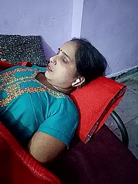 reemacouple007 online show from March 21, 8:46 pm