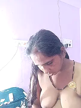 reemacouple007 online show from March 8, 5:49 pm