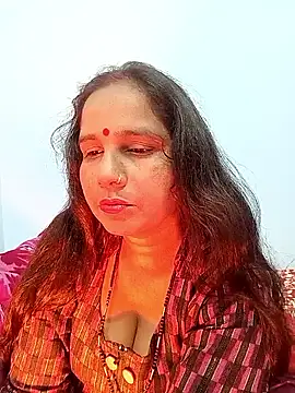 Snapshot of reemacouple007 chatting on December 17, 5:23 am reemacouple007 online show from December 17, 5:23 am