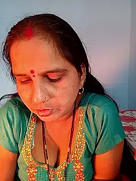 reemacouple007 online show from November 13, 9:02 am