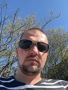 freenki41 online show from April 8, 1:34 pm