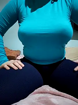 Elaa Su online show from March 8, 5:38 pm