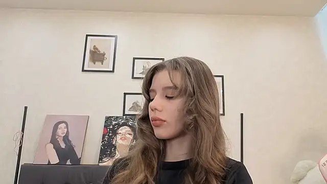 Snapshot of dolly_ll chatting on July 14, 1:28 pm dolly ll online show from July 14, 1:28 pm