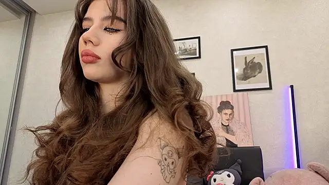 dolly ll online show from May 27, 1:29 pm