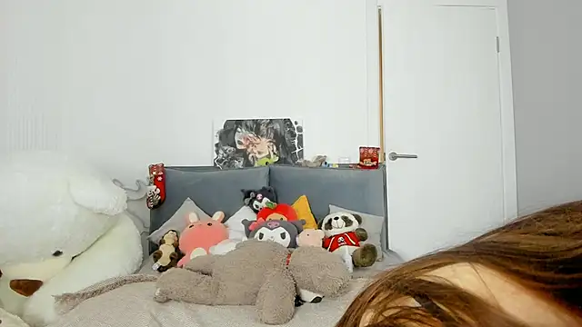 dolly ll online show from February 27, 4:21 pm