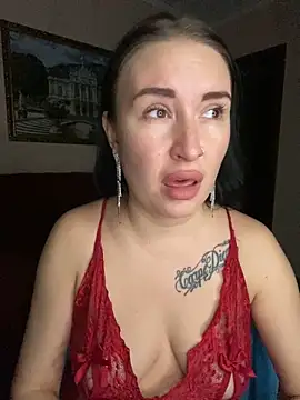 Roxana Bell online show from February 24, 5:03 pm