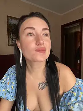 Roxana Bell online show from March 6, 9:04 am