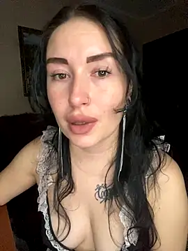 Roxana Bell online show from November 17, 6:56 pm