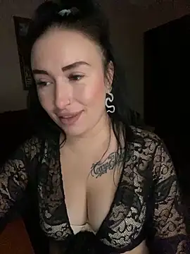 Roxana Bell online show from October 24, 7:13 pm