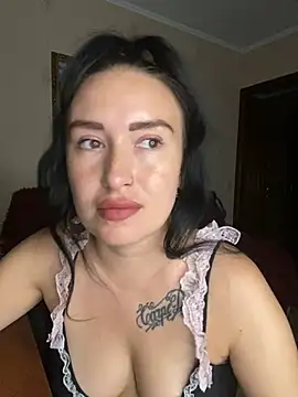 Snapshot of Roxana_Bell chatting on July 7, 5:27 pm Roxana Bell online show from July 7, 5:27 pm