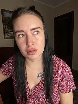 Roxana Bell online show from April 5, 2:46 pm