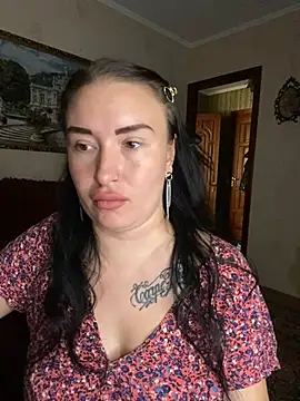 Snapshot of Roxana_Bell chatting on June 21, 11:49 am Roxana Bell online show from June 21, 11:49 am
