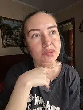 Roxana Bell online show from April 16, 10:49 am