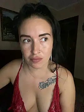Snapshot of Roxana_Bell chatting on July 5, 4:25 pm Roxana Bell online show from July 5, 4:25 pm