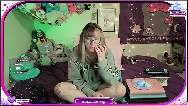 AmbrosiaKitty online show from February 24, 6:03 am